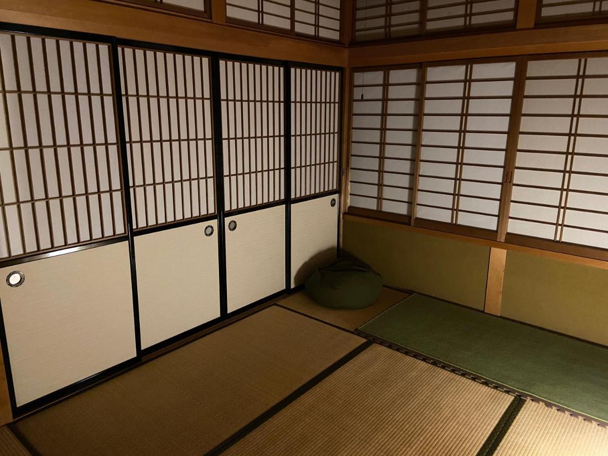 Takayama Ninja House Hotel Exterior photo